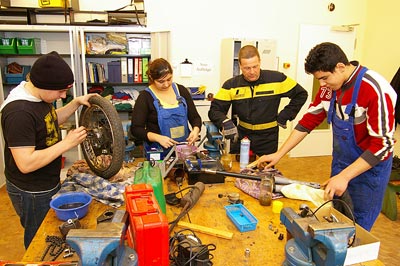 Schülerfirmenarbeit Crazy Mofa