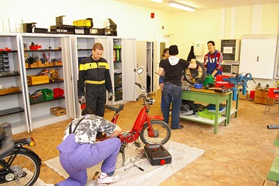 Schülerfirmenarbeit Crazy Mofa