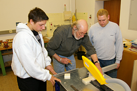 Schülerfirmenarbeit Lernspiel-Factory